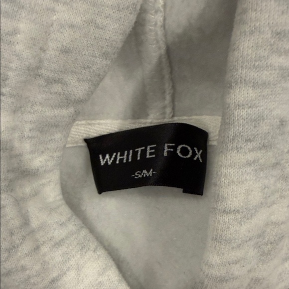 White Fox Boutique Gray Hoodie with Red Logo XS - Picture 3 of 4